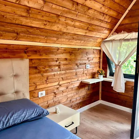 Koman Twin Feriehus Gushte